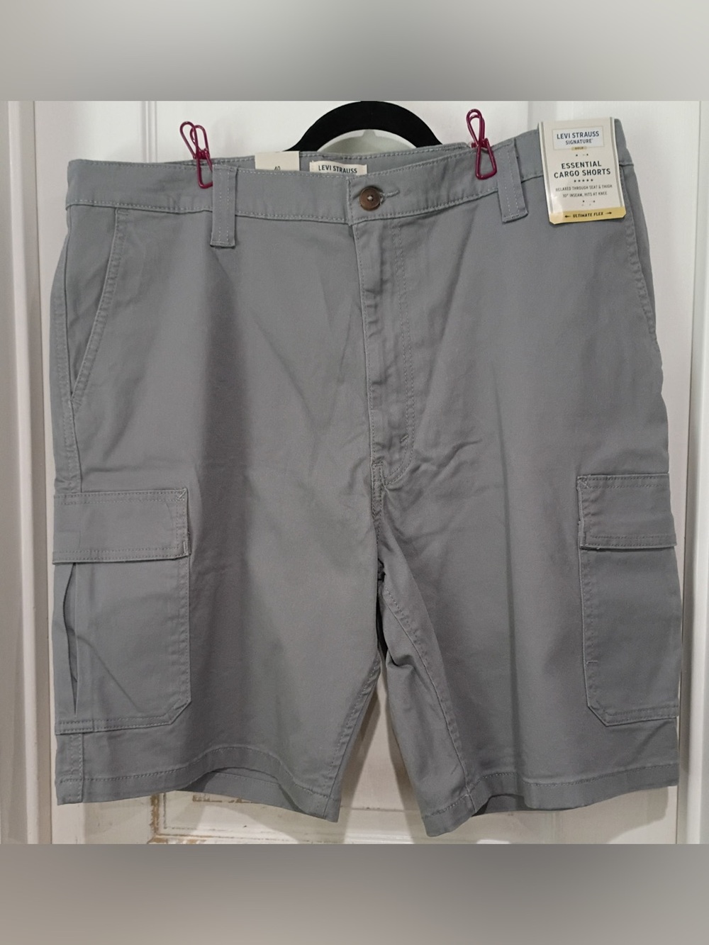 Levi Strauss Signature Men’s 40” Waist Cargo Shorts